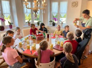 Süßes oder Saures in Glas